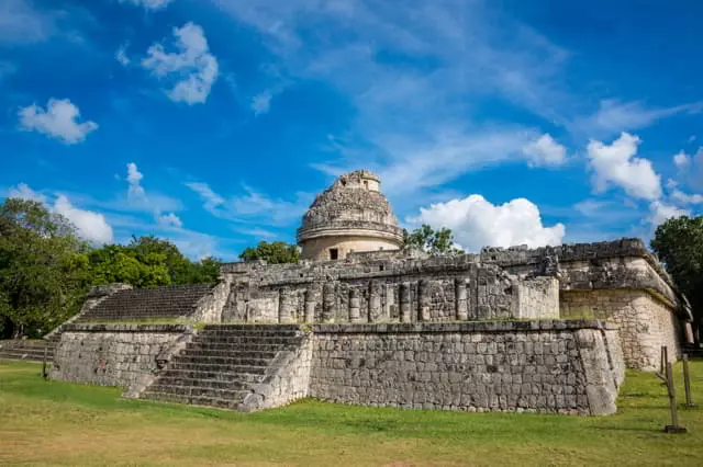 el observatorio donde los mayas veian las estrellas
