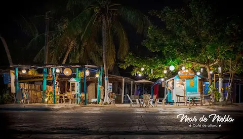 cafe mar de niebla puerto morelos