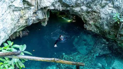cenote abierto y cerrado